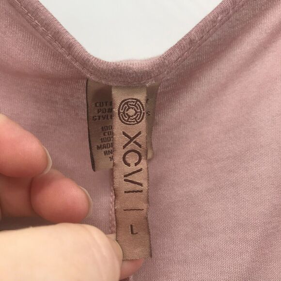 XCVI Tunic Top Womens Large Pink Cold Shoulder Short Sleeve Asymmetric Hem - Picture 4 of 9